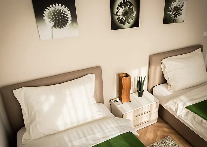 アパート Admiral